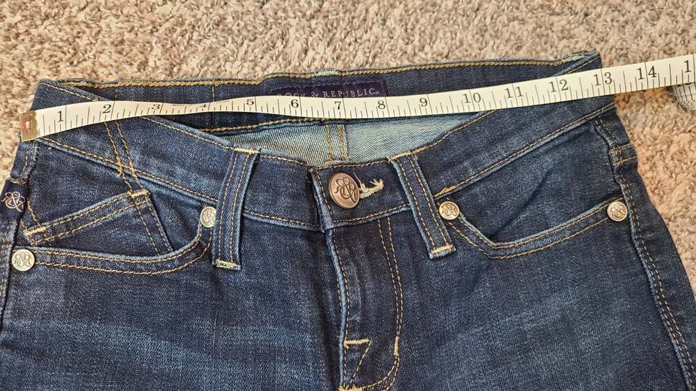 Rock & Republic Kasandra Bootcut Blue Jeans Womens Size 2 M - Picture 4 of 9